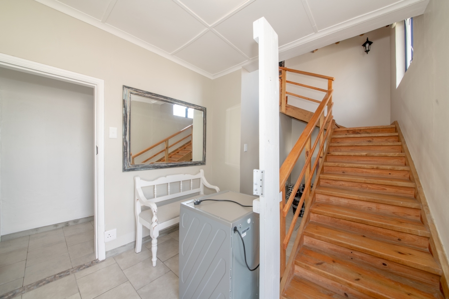 5 Bedroom Property for Sale in Bettys Bay Western Cape